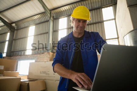 Warehouse worker with clipboard Stock photo © wavebreak_media