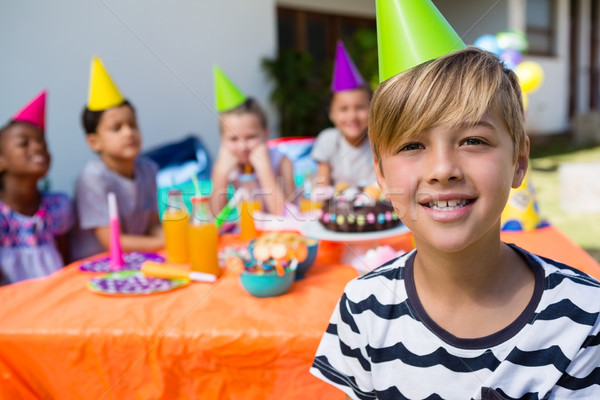 Retrato nino amigos fiesta de cumpleaños nina fiesta Foto stock © wavebreak_media