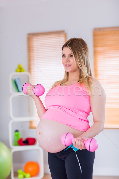 Stock fotó: Terhes · nő · tart · súlyzók · otthon · ház · boldog
