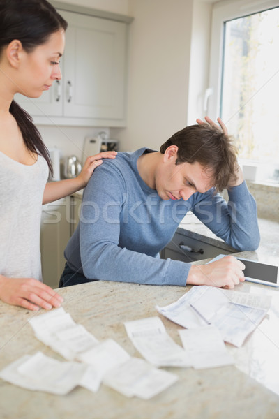 Vrouw troostend echtgenoot keuken Stockfoto © wavebreak_media