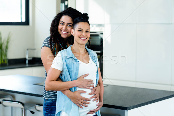 Stockfoto: Portret · zwangere · lesbische · paar · keuken