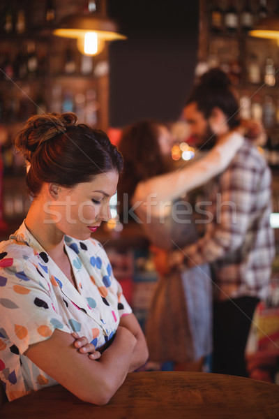 Ontdaan vrouw hartelijk paar pub dansen Stockfoto © wavebreak_media