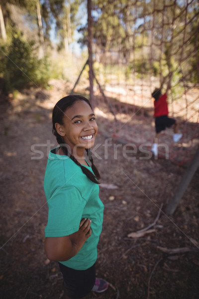 Portré lány áll kezek csípő akadályfutás Stock fotó © wavebreak_media