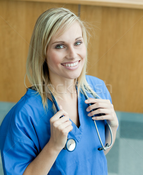 Hermosa femenino médico cara feliz modelo Foto stock © wavebreak_media