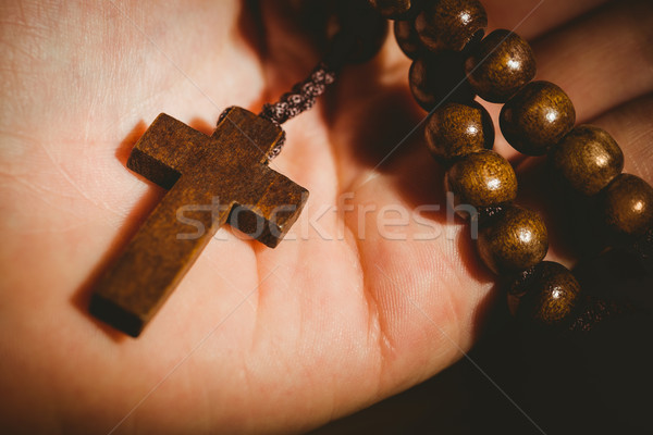 Hand halten Holz Rosenkranz Perlen Stock foto © wavebreak_media