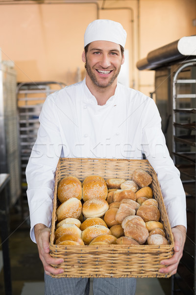 Foto stock: Baker · cesta · pan · cocina · panadería