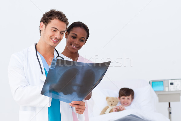 Stok fotoğraf: Doktor · hemşire · xray · yatak · odası · çocuk