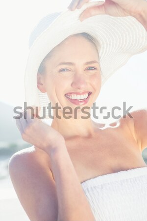 Vonzó fiatal női visel törölköző bőr Stock fotó © wavebreak_media