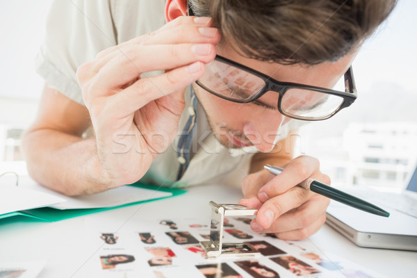 Stockfoto: Concentreren · mannelijke · kunstenaar · vergadering · bureau · foto's