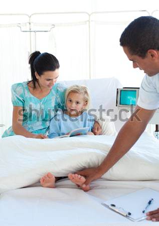 Kobiet lekarza odruch szpitala szczęśliwy medycznych Zdjęcia stock © wavebreak_media