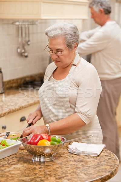 Casal de idosos cozinhar cozinha mulher amor casa Foto stock © wavebreak_media