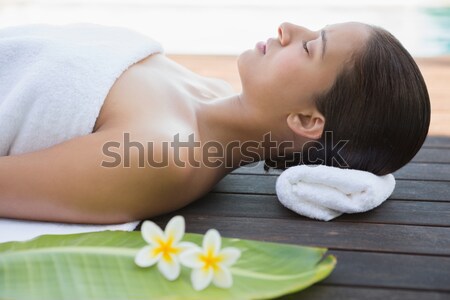 Femme Retour massage spa centre séduisant Photo stock © wavebreak_media
