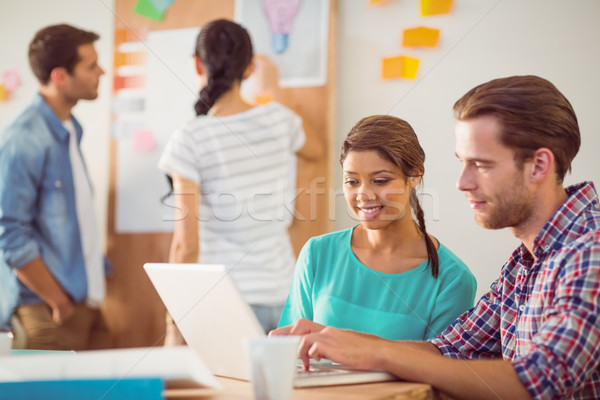 Foto stock: Creativa · equipo · de · negocios · oficina · ordenador · hombre