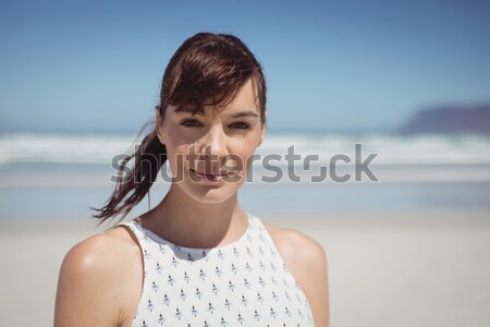 年輕女子 閉眼 沉思 海灘 女子 商業照片 © wavebreak_media