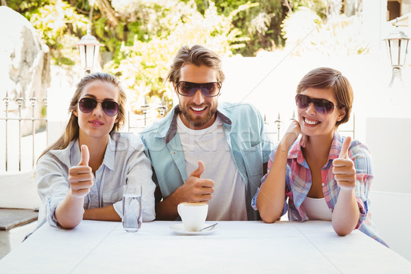 Mutlu arkadaşlar kahve birlikte dışında Stok fotoğraf © wavebreak_media