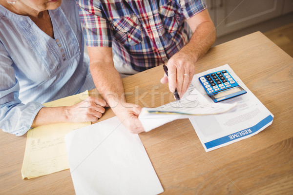 Idős pár számlák otthon férfi konyha pénzügy Stock fotó © wavebreak_media