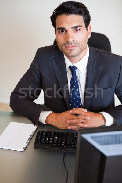 Retrato empresario posando oficina negocios ordenador Foto stock © wavebreak_media