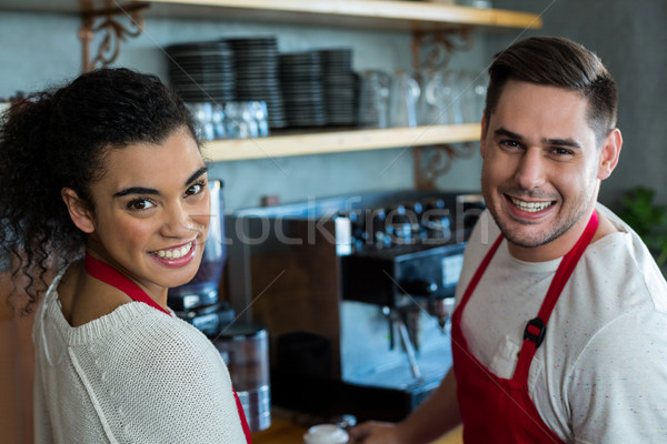 Сток-фото: улыбаясь · официантка · официант · кафе · портрет · бизнеса