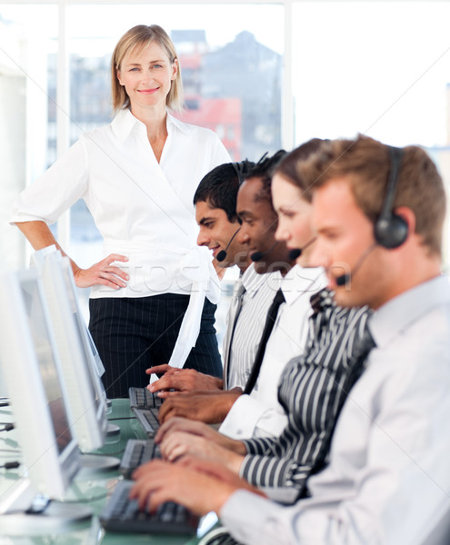 Femeie lider lucru echipă call center afaceri Imagine de stoc © wavebreak_media