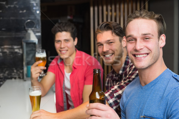 若い男性 飲料 ビール 一緒に バー アルコール ストックフォト © wavebreak_media