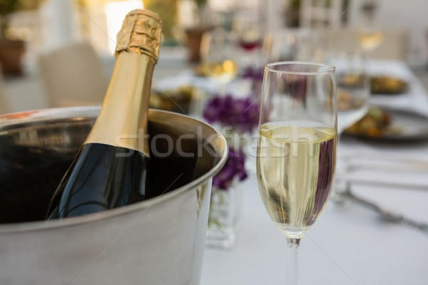Champagner Flasche Eimer Glas Tabelle Restaurant Stock foto © wavebreak_media