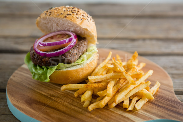 Frites françaises hamburger planche à découper table bleu tomate [[stock_photo]] © wavebreak_media