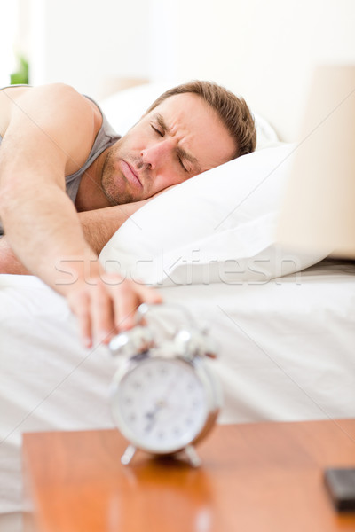 Stockfoto: Man · omhoog · bed · huis · slaapkamer · mannelijke