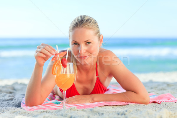 Stockfoto: Cute · vrouw · drinken · cocktail · strand · hemel