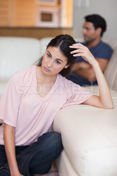 Stockfoto: Portret · depressief · paar · argument · woonkamer · liefde