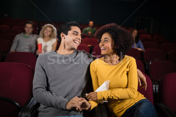 Feliz casal assistindo filme teatro homem Foto stock © wavebreak_media