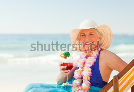 可愛 女子 飲用水 雞尾酒 海灘 天空 商業照片 © wavebreak_media