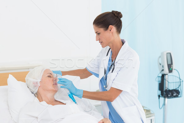 Orvos oxigénmaszk kórház nő orvosi beteg Stock fotó © wavebreak_media