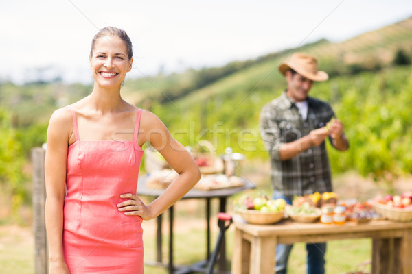 Retrato femenino cliente pie vegetales local Foto stock © wavebreak_media