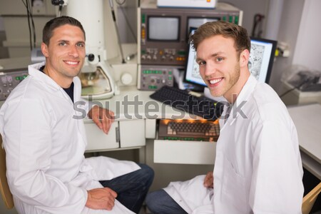 Biochemie Studenten groß Mikroskop Computer Universität Stock foto © wavebreak_media