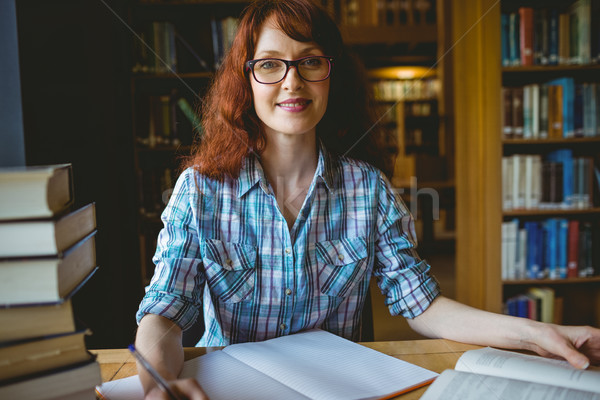 Maturité étudiant étudier bibliothèque Université femme [[stock_photo]] © wavebreak_media