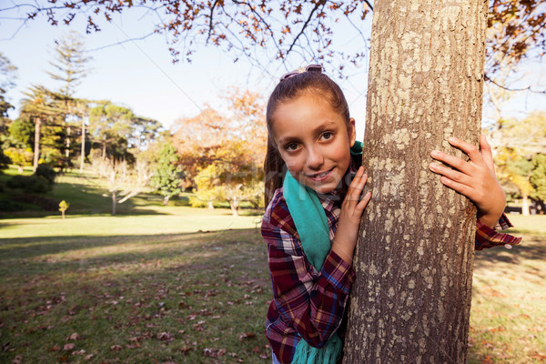 Portret gelukkig meisje boom park natuur Stockfoto © wavebreak_media