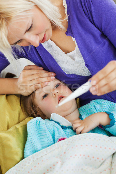 Foto stock: Enfermos · femenino · nino · sofá · salón · nina