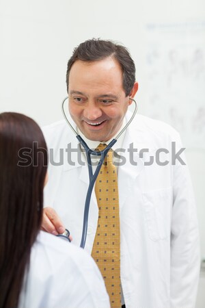 Foto stock: Médico · sorridente · pressão · arterial · paciente