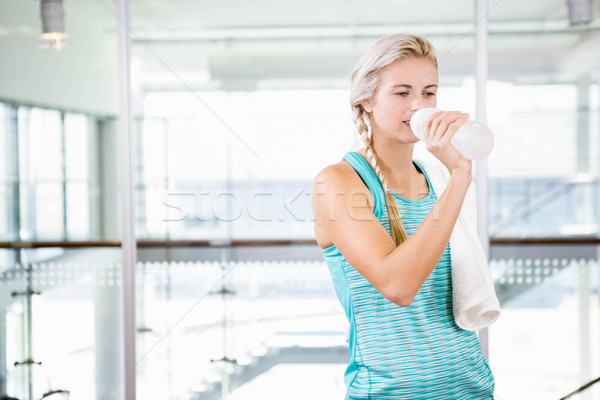 Gülen içme suyu boş merkez kadın Stok fotoğraf © wavebreak_media