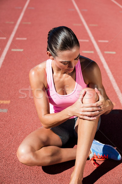 Weiblichen Athleten Schmerzen Knie Joint läuft Stock foto © wavebreak_media