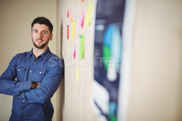 Porträt Mann stehen Büro junger Mann Stock foto © wavebreak_media