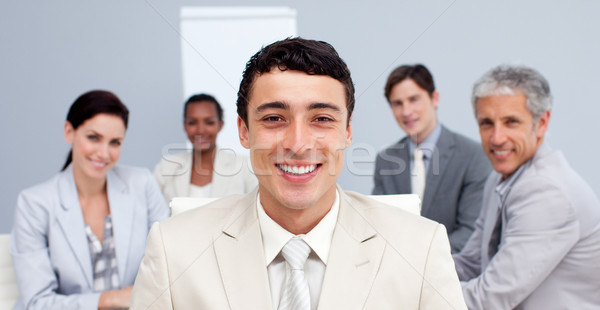 Glimlachend zakenman leidend team vergadering Stockfoto © wavebreak_media