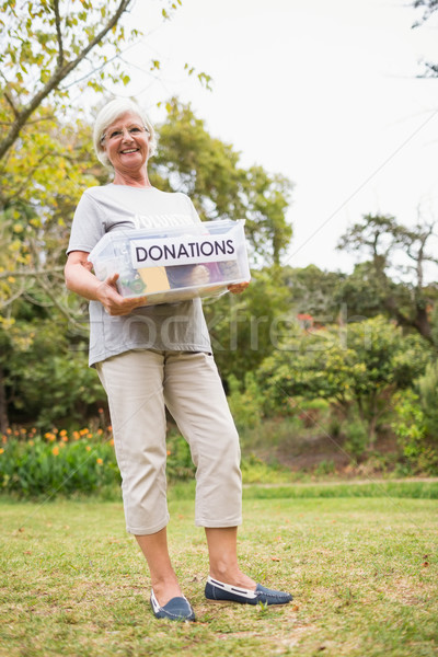 Feliz abuela donación cuadro Foto stock © wavebreak_media