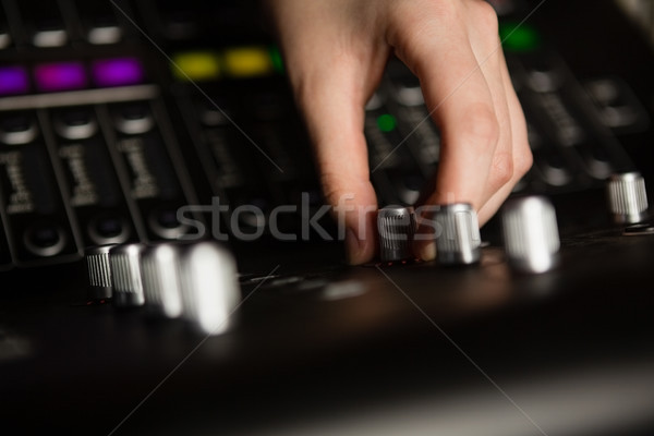 Hand weiblichen Audio Ingenieur Sound Mixer Stock foto © wavebreak_media