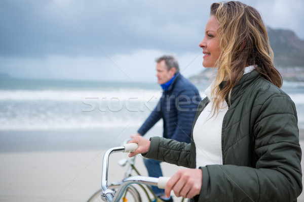 Foto stock: Casal · equitação · bicicleta · praia · mulher · natureza