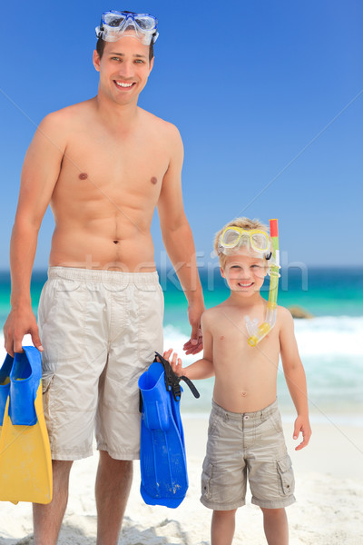 Hijo de padre máscaras agua cara feliz fondo Foto stock © wavebreak_media