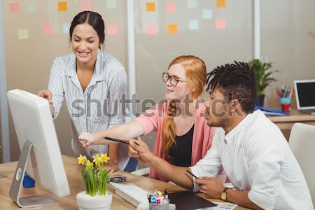 Pessoas de negócios desfrutar saudável almoço escritório homem Foto stock © wavebreak_media
