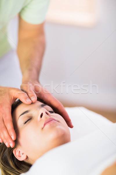 Donna incinta reiki trattamento studio corpo Foto d'archivio © wavebreak_media