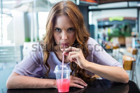 Stockfoto: Man · aanbieden · trouwring · verwonderd · vrouw · restaurant