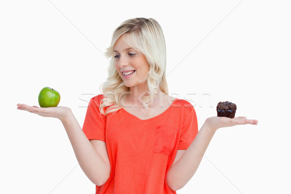 Femme vert pomme chocolat muffin [[stock_photo]] © wavebreak_media